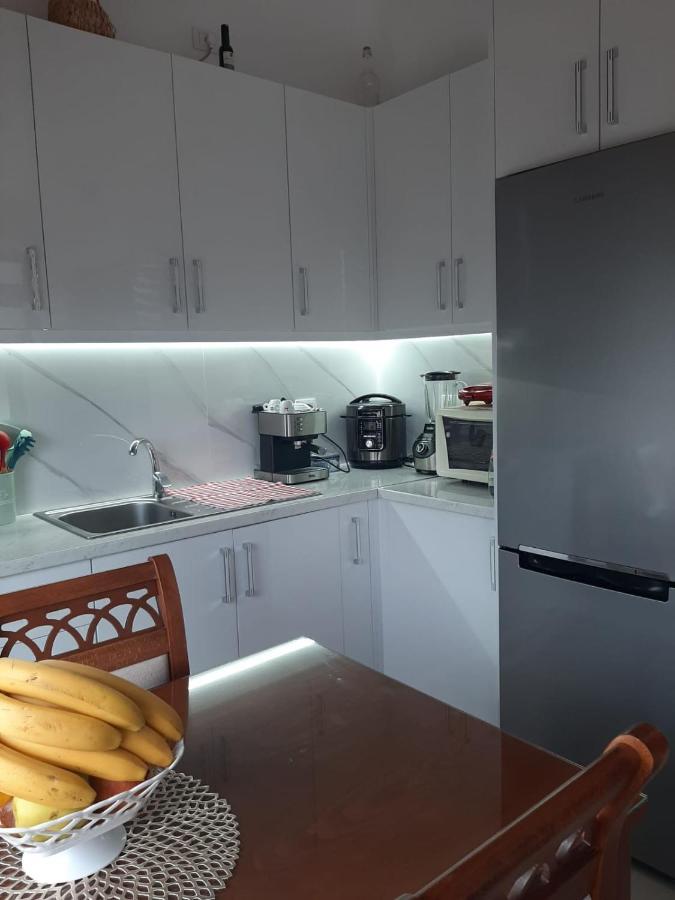 Luxury Dennis Home Sarandë Buitenkant foto