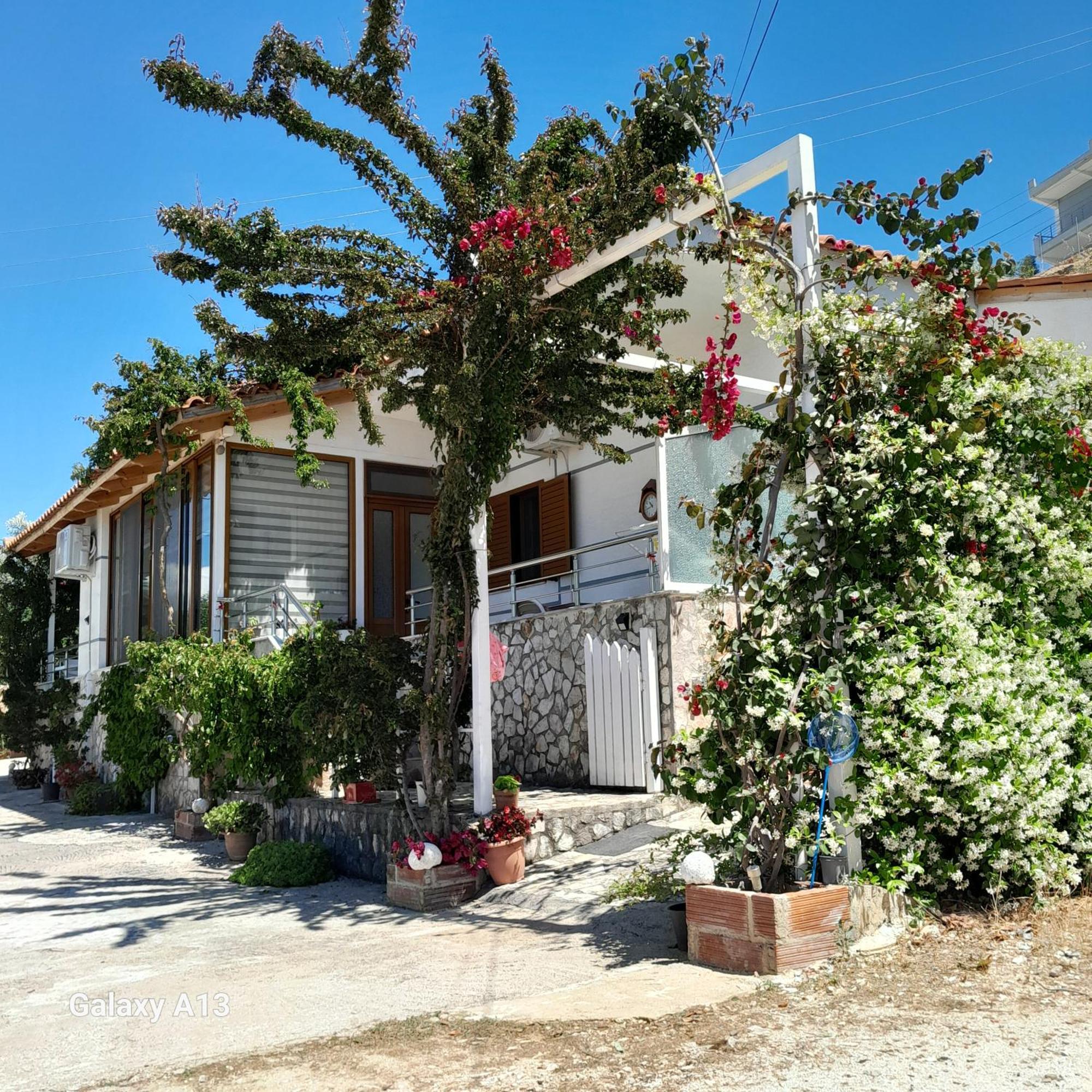 Luxury Dennis Home Sarandë Buitenkant foto